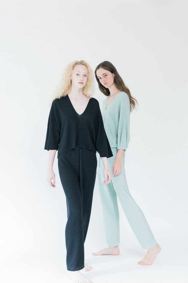 <p>KNIT 036 & KNIT 039</p>
