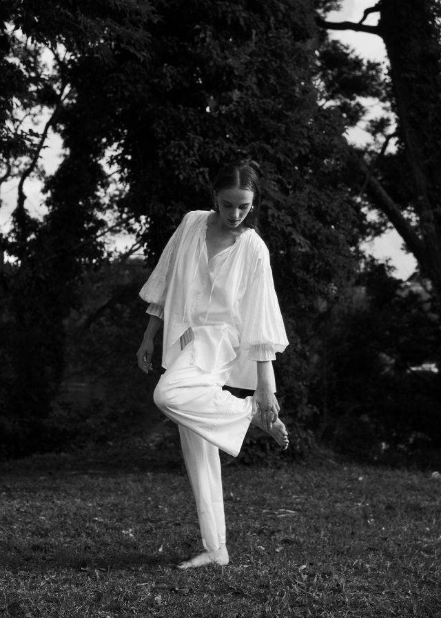 <h6>TOPS 095_natural<br />
PANTS 081_natural</h6>
