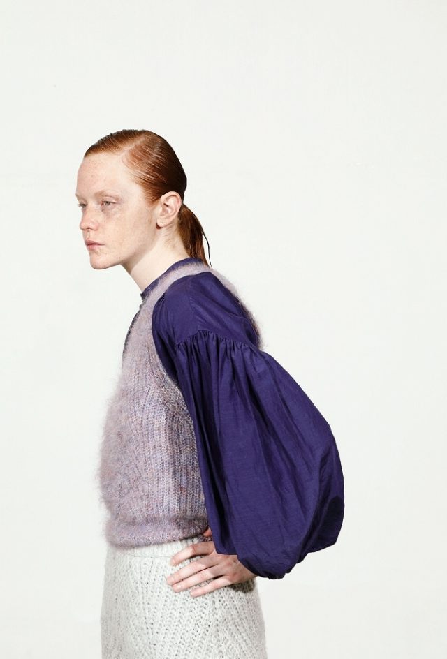 <h6>KNIT 093_VIOLET<br />
BLOUSE 074_LOGWOOD-VIOLET NAVY<br />
KNIT 096_GRAY</h6>
