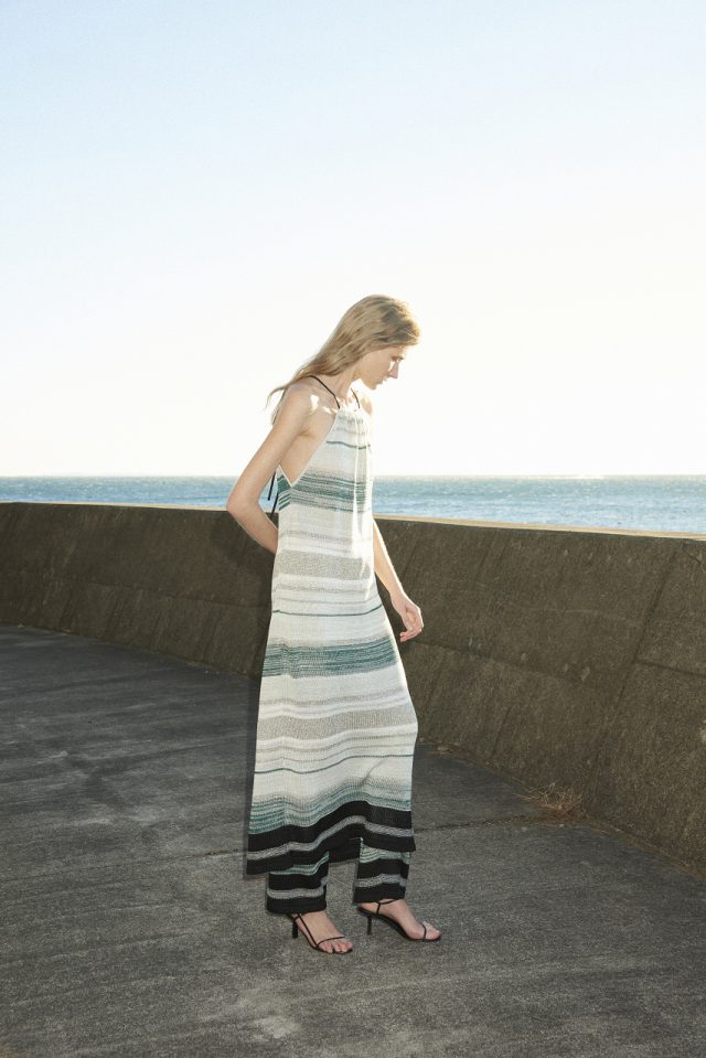 <h6>KNIT 111,110_Col.black</h6>
