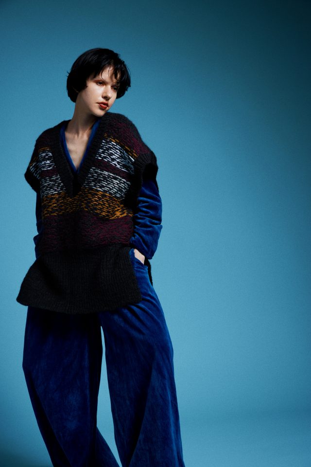 <h6>Raw wool lame Vest_Col.black_KNIT162<br />
Organic cotton Velor Natural dye Set-up_Col.indigo-blue_JACKET016-3 & PANTS116-3</h6>
