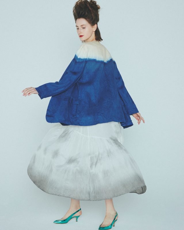 <h6>Linen denim Set up with indigo & soil dye_indigo×soil pink_JACKET 017-8 & PANTS 110-8</h6>
