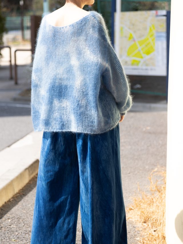 <h3>KNIT 152 INDIGO-BLUE SILK MOHAIR</h3>
<h3>PANTS 116-3 INDIGO-BLUE ORGANIC COTTON VELOR</h3>
